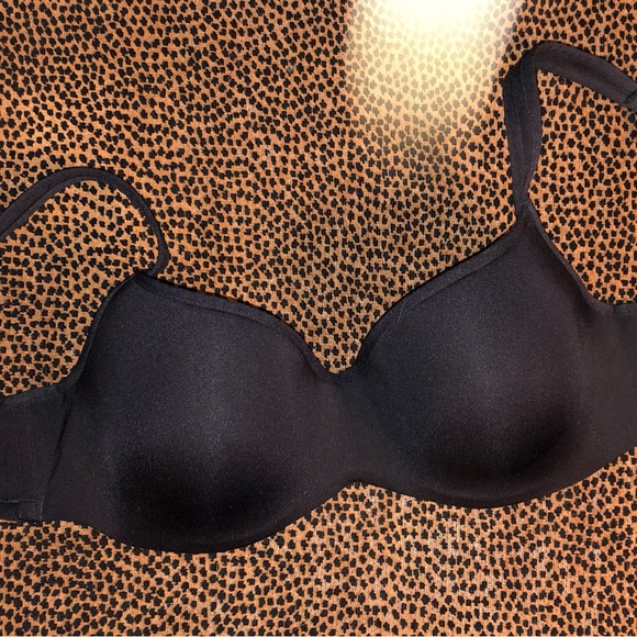 Beautiful Black underwire bra, from Le Mystere - Picture 6 of 11